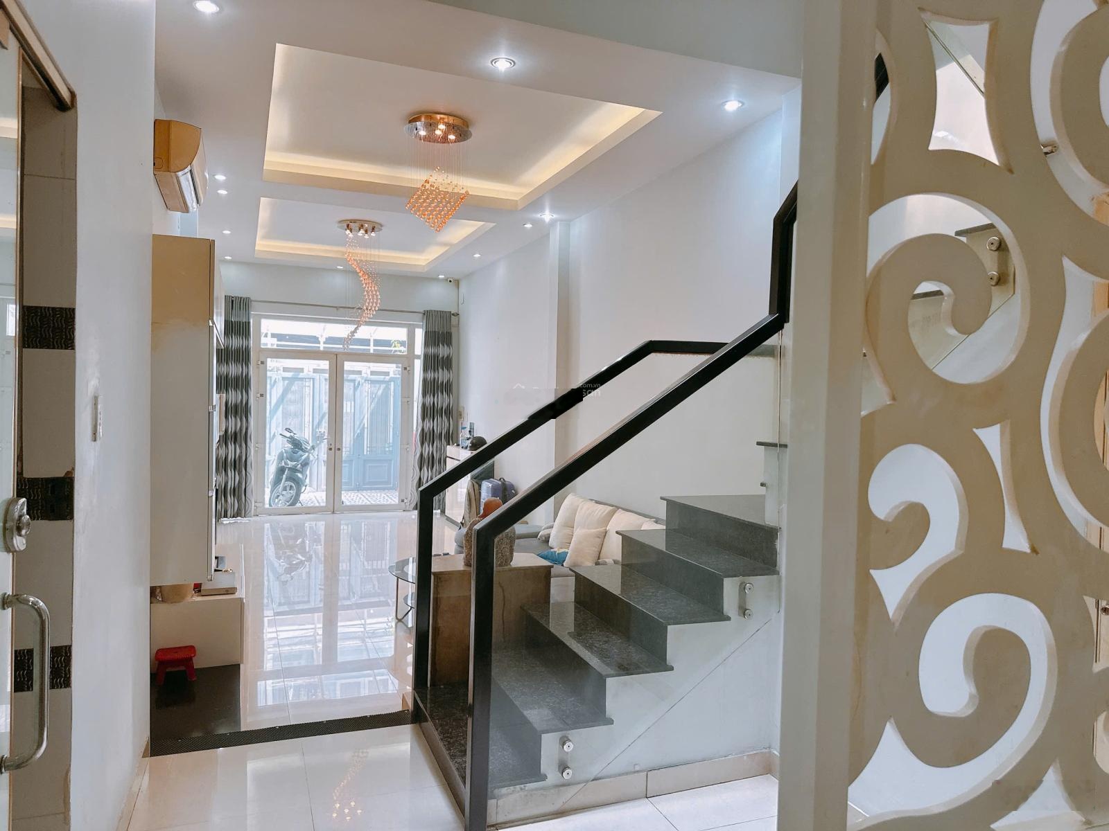 Cho thuê nhà nguyên căn hẻm ngô gia tự p.4, q.10 | full nội thất