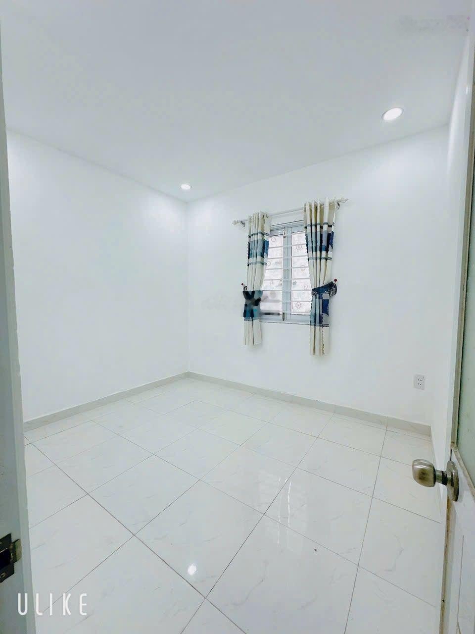 Bán nhà đẹp, mới, 226 Nguyễn Bình, Phú Xuân Nhà Bè