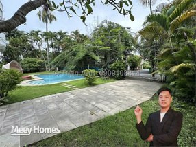 Cho thuê biệt thự compound Thảo Điền, 720m² đất, có hồ bơi, vườn, phù hợp ở/kinh doanh/văn phòng