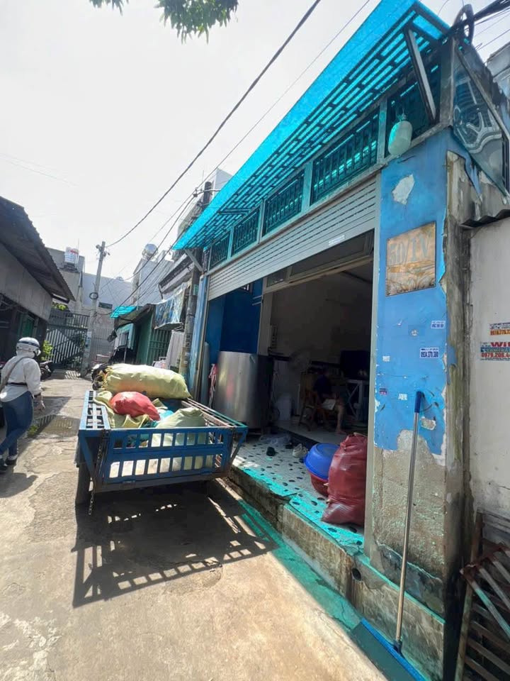 Nhà cấp 4 xinh xắn, 2 phòng ngủ, sổ hồng riêng, giá 3,55 tỷ