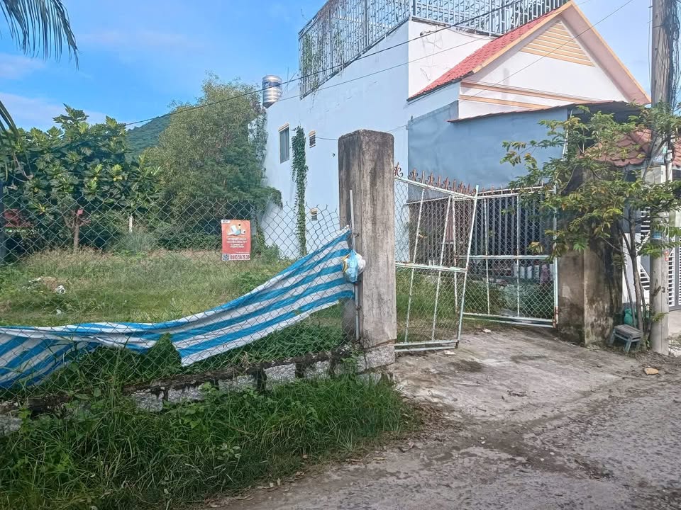 Bán đất Phước Đồng, 20m ngang, 370m2, ô tô tránh, giá 4,4 tỷ