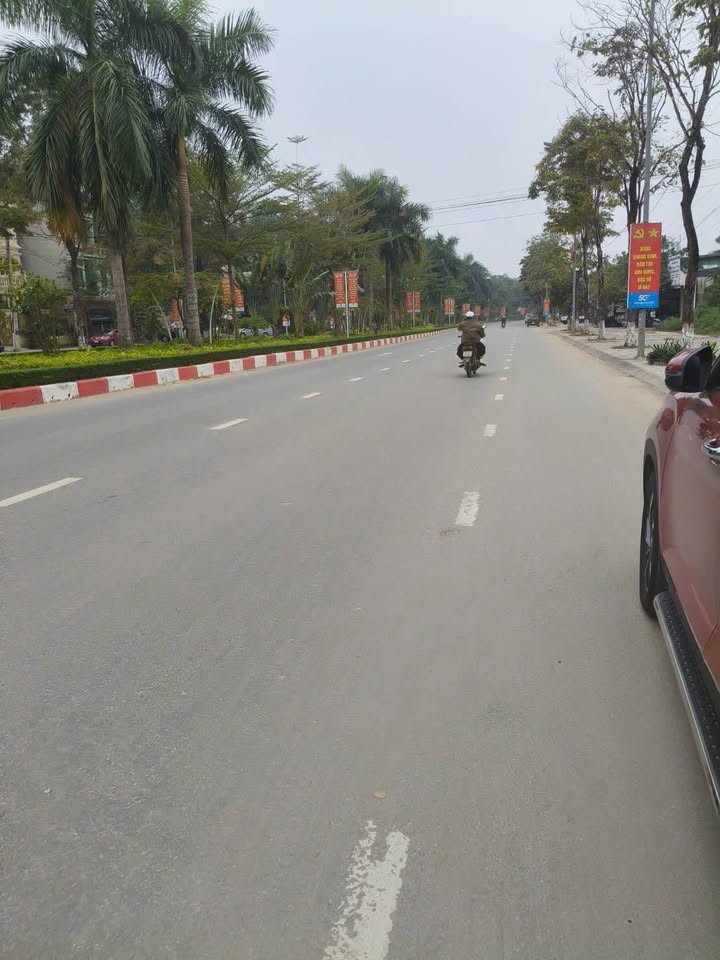 Cơ hội sở hữu ngay lô đất siêu đẹp tại mặt tiền đường Nguyễn Tất Thành, thành phố Yên Bái