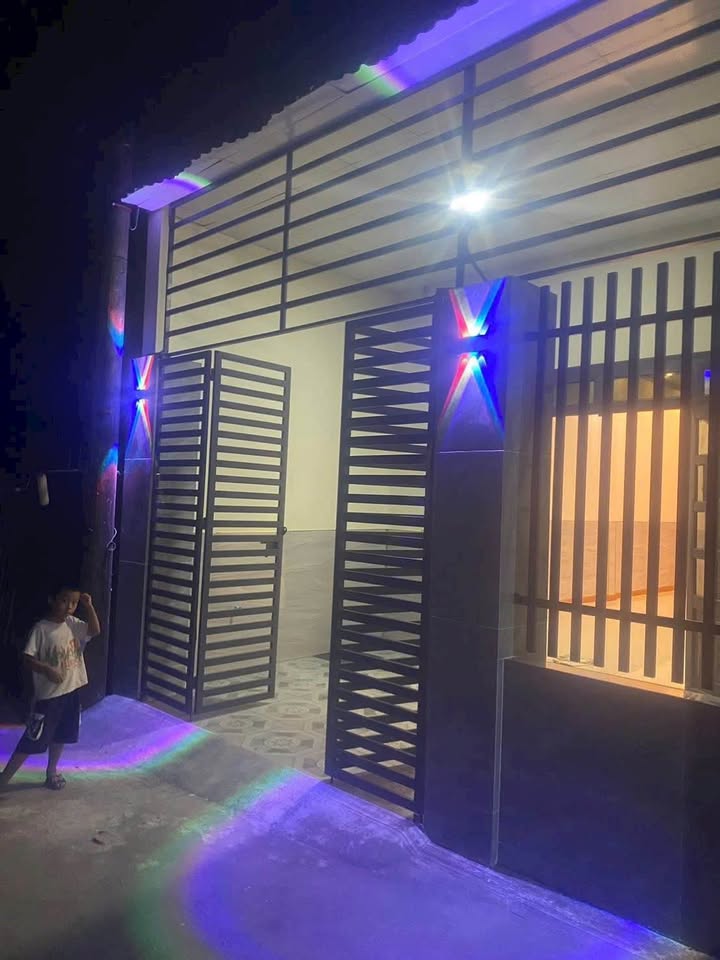 Nhà 100m2 cạnh Chợ Thiên Bình, giá 980 triệu, cơ hội vàng