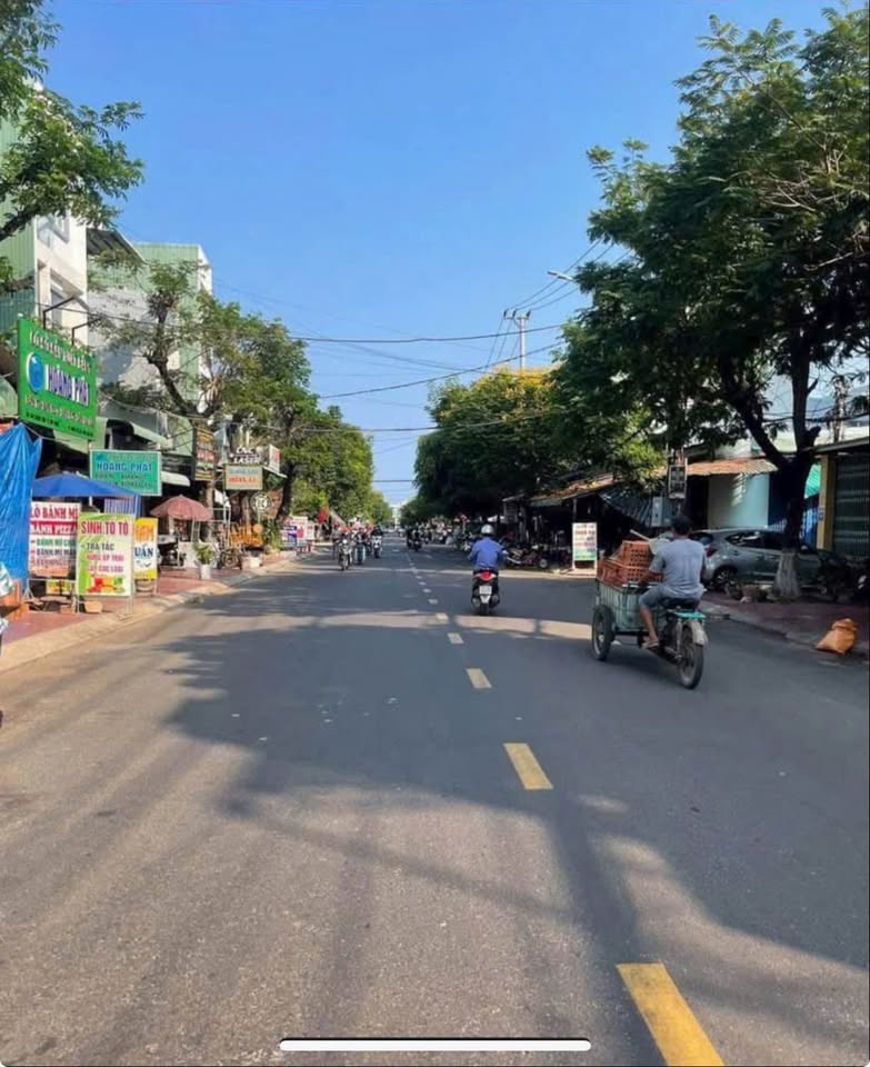 Nhà mặt tiền kinh doanh đường Thành Thái, Quy Nhơn, sẵn sàng khai thác