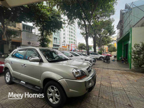 Nhà Ba Đình 45m2 - Ô tô đỗ cửa, thang máy xịn, view hồ Tây lấp lánh