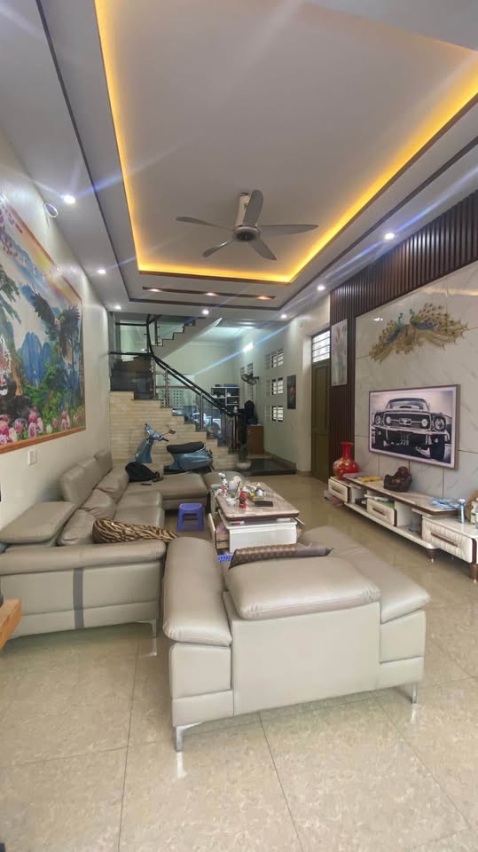 Bán nhà góc 2 mặt tiền 63m2, vị trí vàng Cẩm Phả, giá chỉ 4.3 tỷ