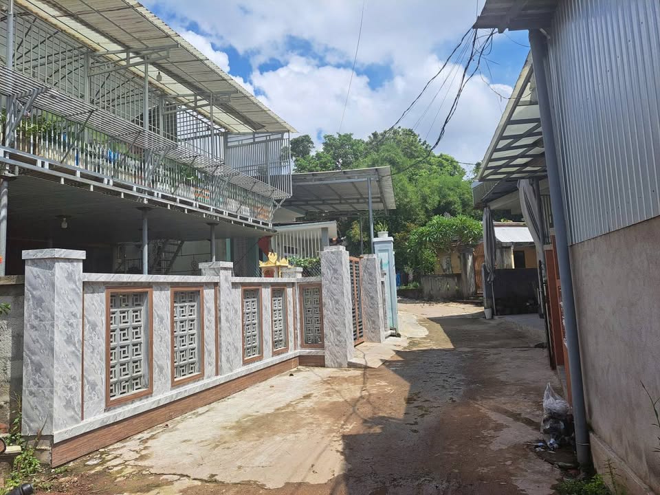 Bán đất tại đường Hoài Thanh, phường Thủy Xuân, Huế, 157m2 nở hậu, ô tô vào tận nơi, giá nhỉnh 2 tỷ