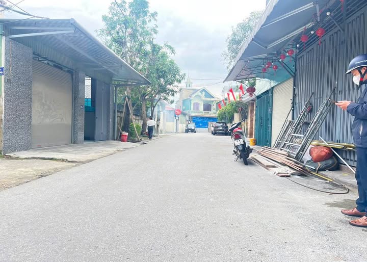 Bán đất vàng 3 mặt tiền 190m2 trung tâm thành phố, kinh doanh đỉnh