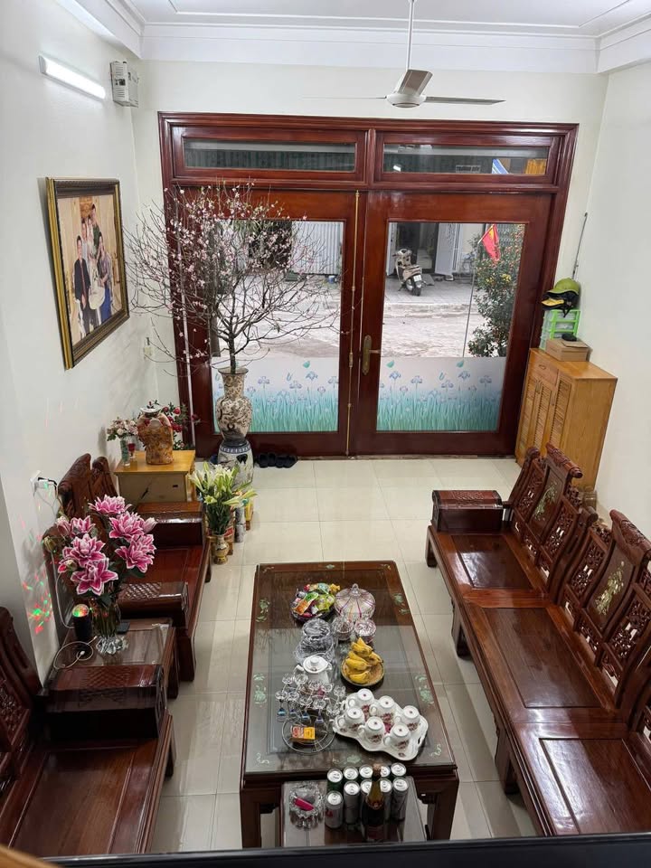 Bán nhà 3 tầng đẹp lung linh, 60m2, mặt tiền 4m tại trung tâm Nam Ngạn, Thanh Hóa