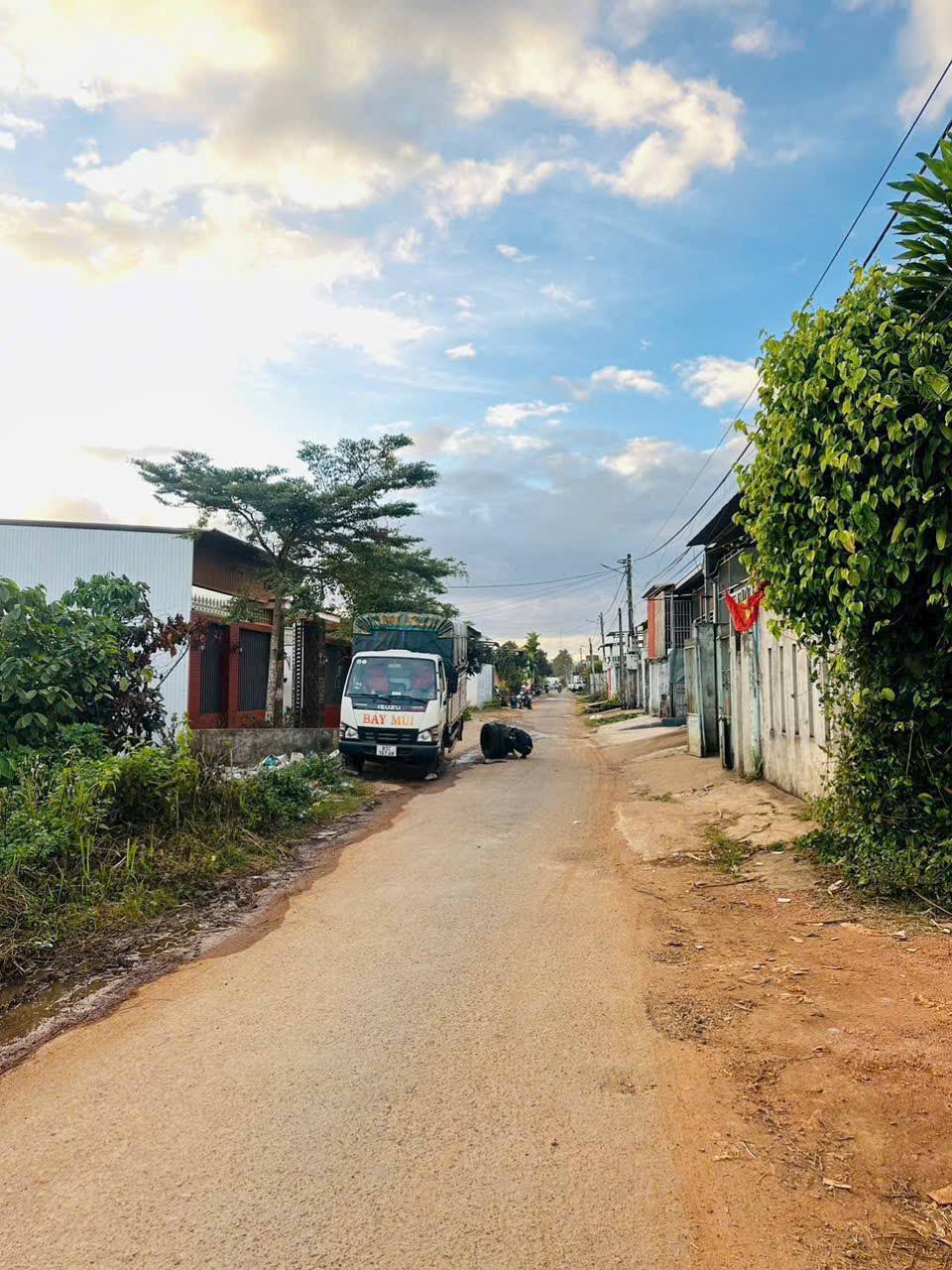 Bán đất hẻm Lê Duẩn, Pleiku - View ruộng, đường rộng ô tô