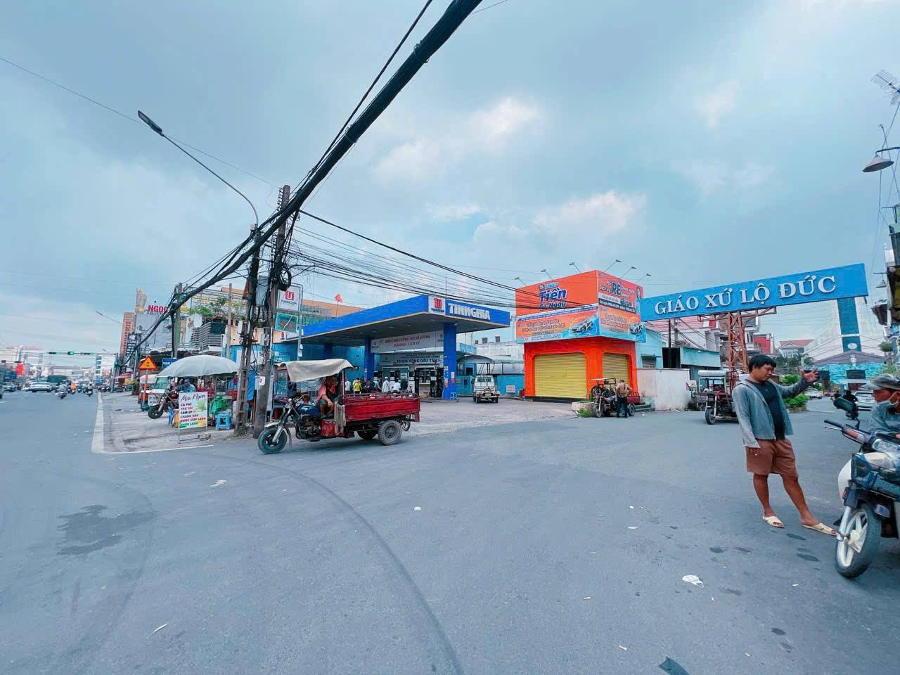 Nhà phố 2 tầng ngay chợ Lộ Đức, Biên Hòa, chỉ 3,25 tỷ