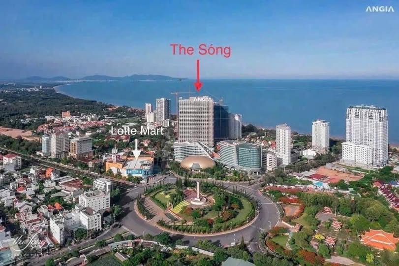 Tọa lạc tại tầng cao của dự án The Sóng danh tiếng, căn hộ studio này mang đến một không gian sống lý tưởng