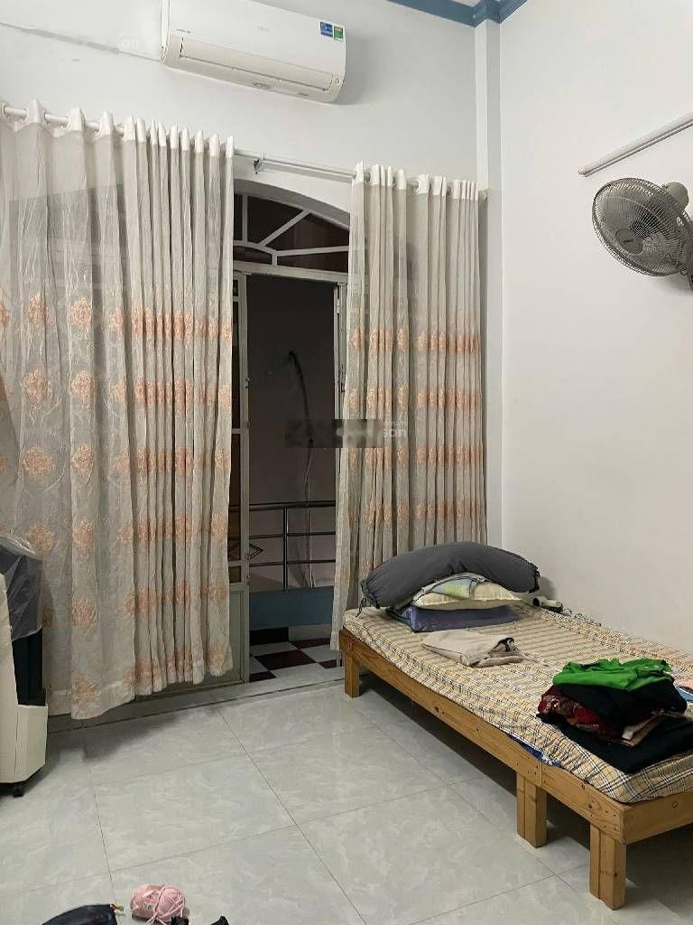 Nhà bán đường âu cơ quận 11 lô gốc 19m2 3,3 tỷ gần hxh