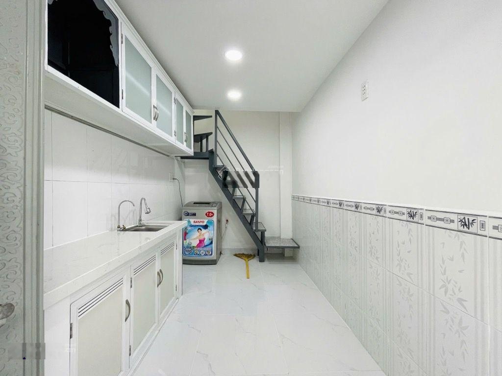 Vài bước ra xe hơi - nơ trang long bình thạnh - 2 tầng ở ngay - 1.98 tỷ - kết cấu 1 trệt 1 lầu 1 l