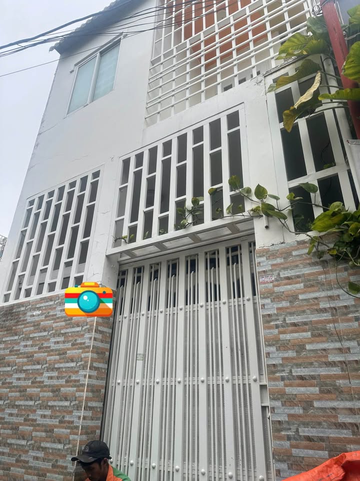 Nhà 1 trệt 1 lầu 40m² Trương Công Định