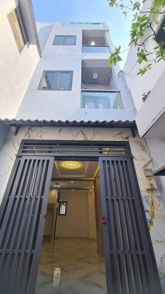 Nhà mới xây 1 trệt 2 lầu, nở hậu 5m x 9m, Phường 13, Quận 8 6,25 tỷ