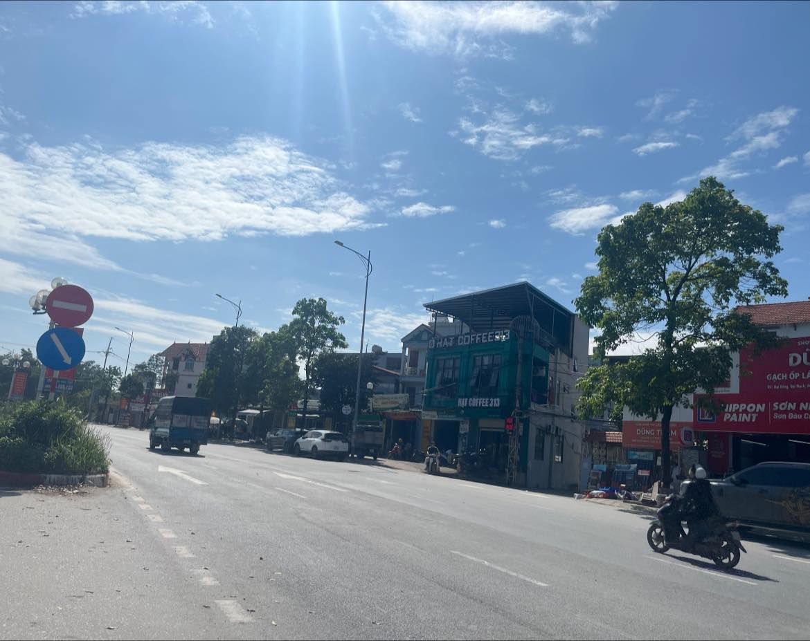 Nhà cấp 4 89m2 mặt tiền rộng 5.5m, vị trí đắc địa đường 32m Đại Mạch, Đông Anh