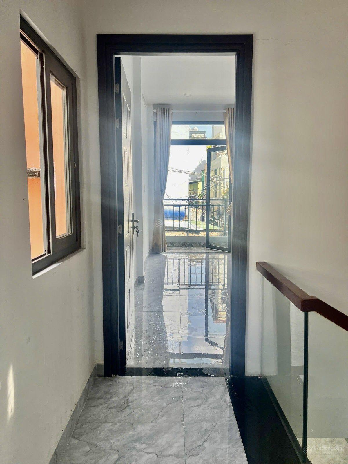 100tr/m2 có Nhà đẹp Full nội thất Âu Cơ , Tân Bình - 2 bước ra bệnh viện quận Tân Phú - nhỉnh 5đ