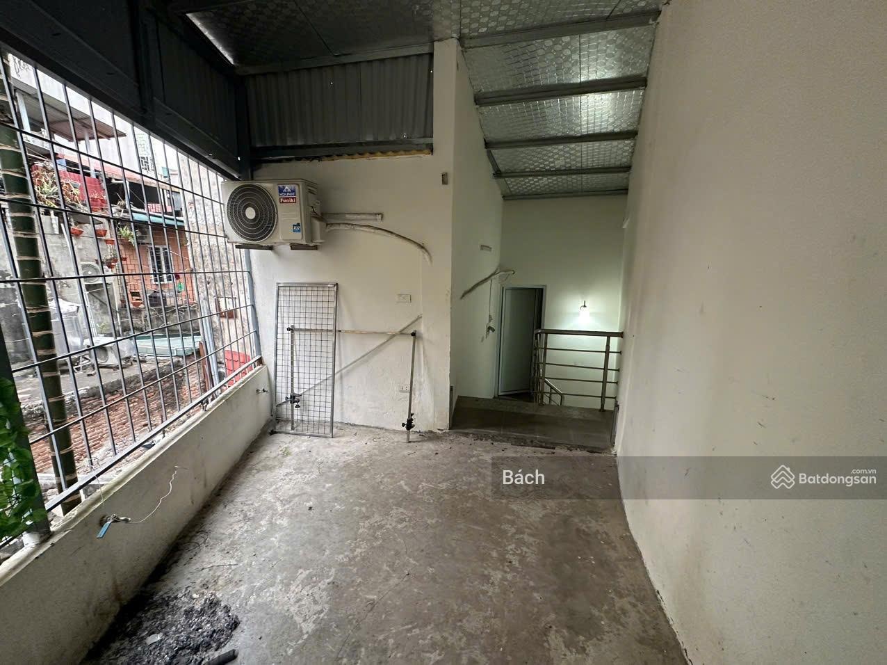 Hiếm - trung tâm đống đa - bán nhà riêng ngõ lương sử dt 40m2 xây 3 tầng - mt 3m - giá 5 tỷ