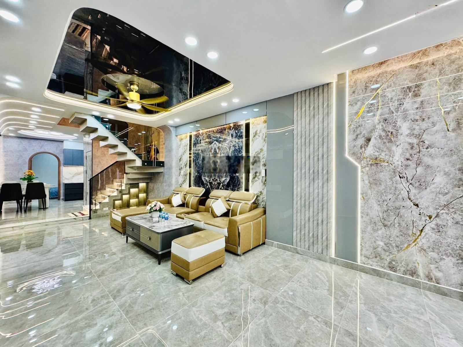 Ngộp BANK bán gấp nhà Phạm Cự Lượng, Tân Bình. Giá 5Tỷ690/70m2.Trệt-3Lầu. Sổ cầm tay. Cho thuê 30Tr