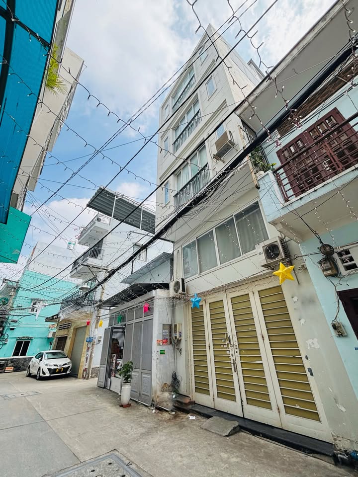 Tòa căn hộ dịch vụ 6 tầng nở hậu, khu Lê Văn Sỹ, Phú Nhuận, giá 19 tỷ