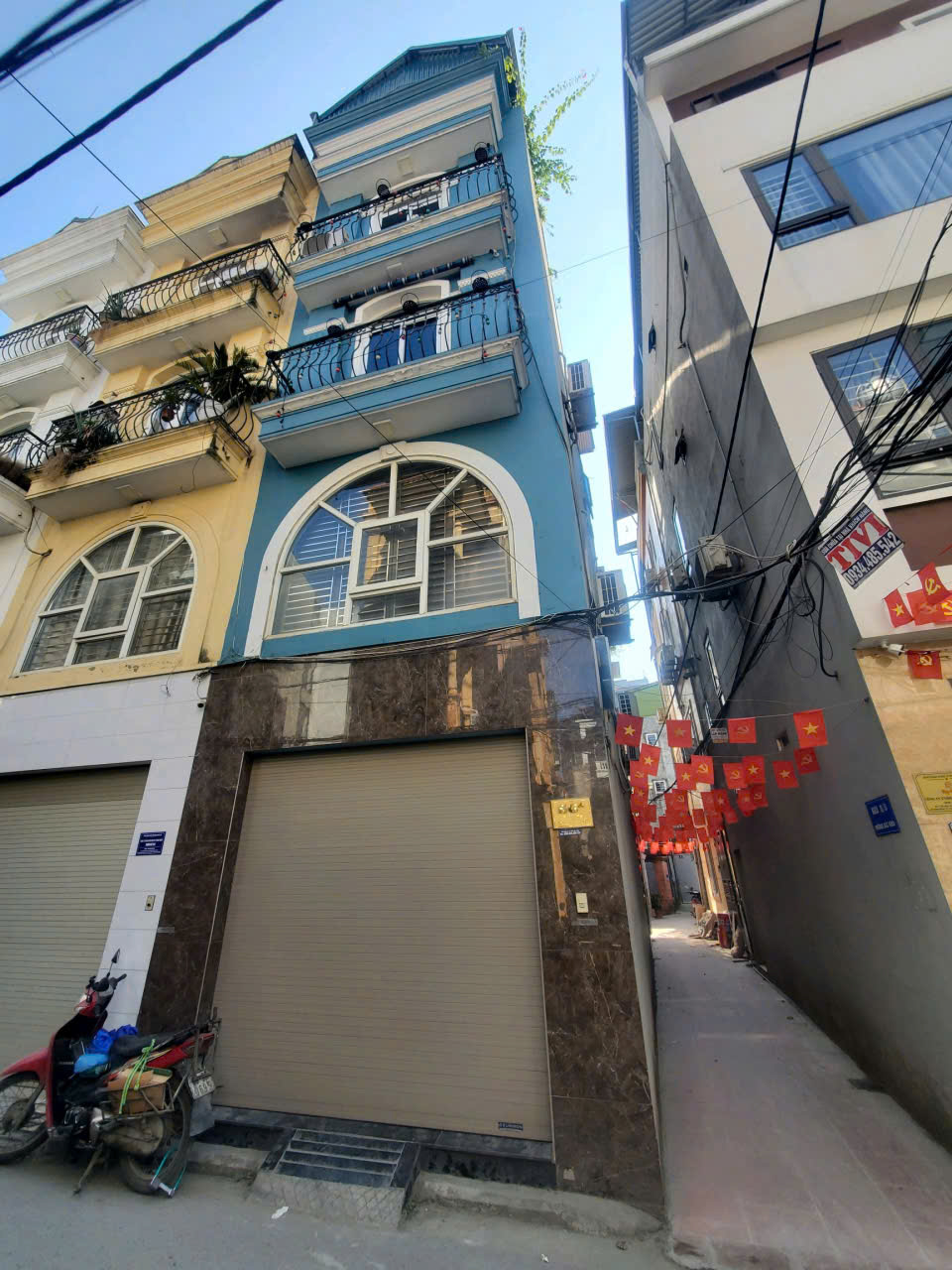 Siêu phẩm lô góc - kinh doanh đỉnh - ô tô tránh - full nội thất - ngõ thông - 5 phút sang phố cổ