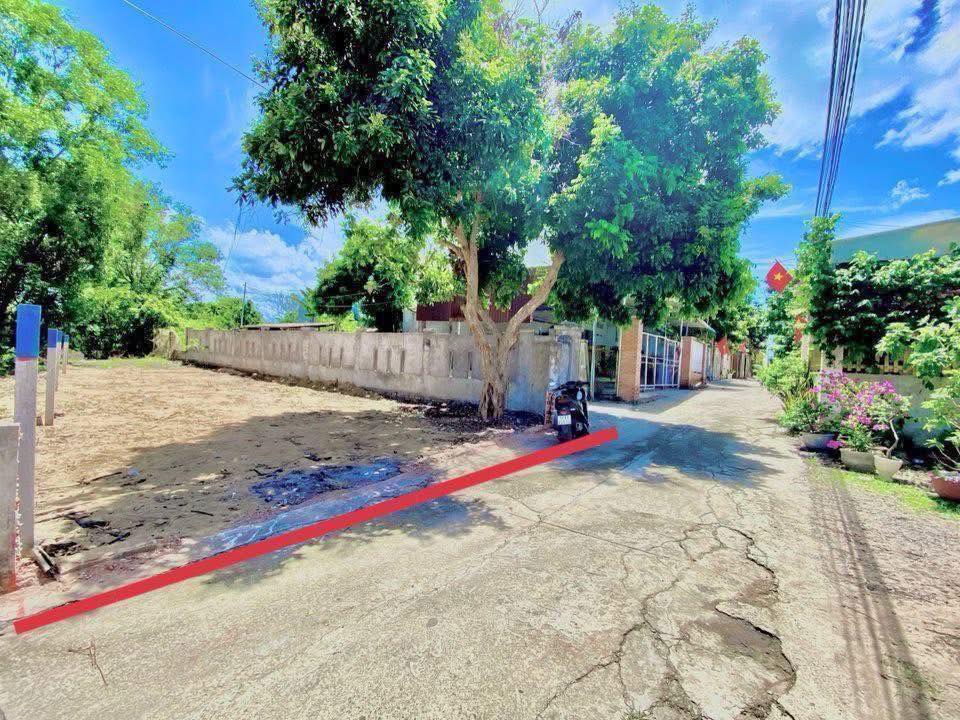 Đất Long Hải 2 mặt tiền, 1,85 tỷ, gần biển chợ