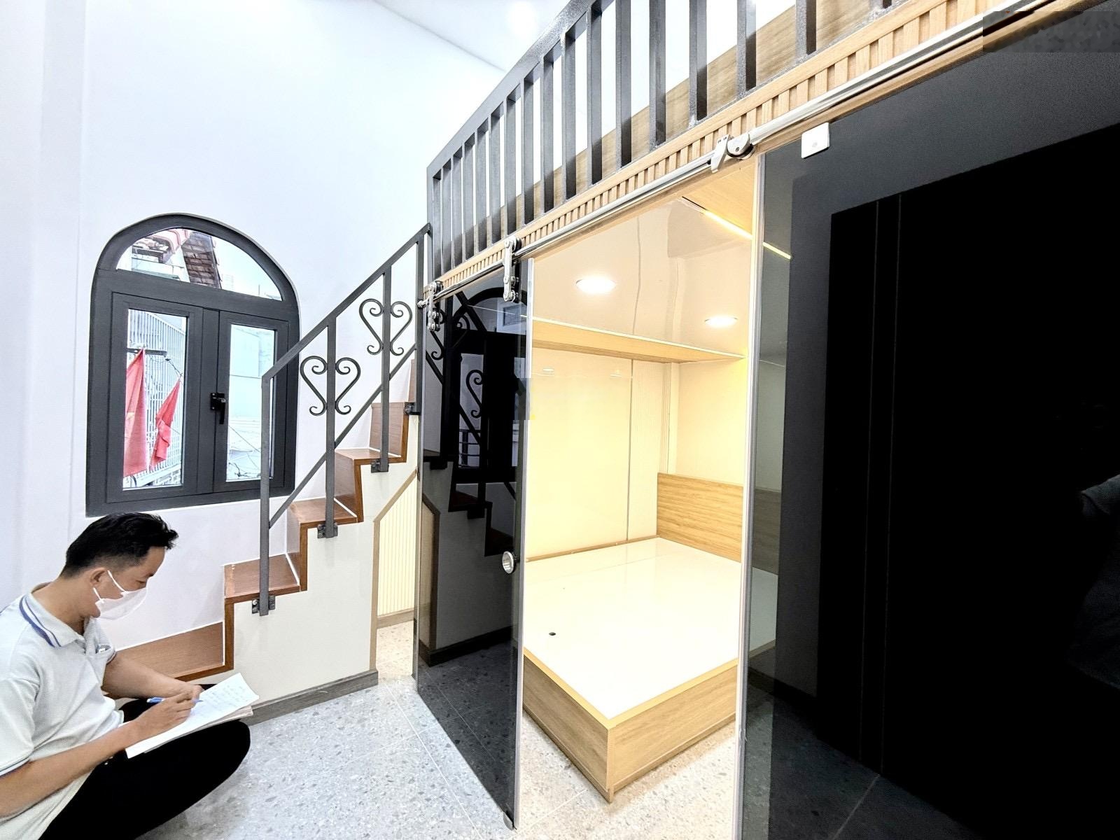 Bán căn siêu phẩm ngay gần chợ Phạm Văn Bạch - nhà mới ở ngay, full nội thất - giá 5tỷ1