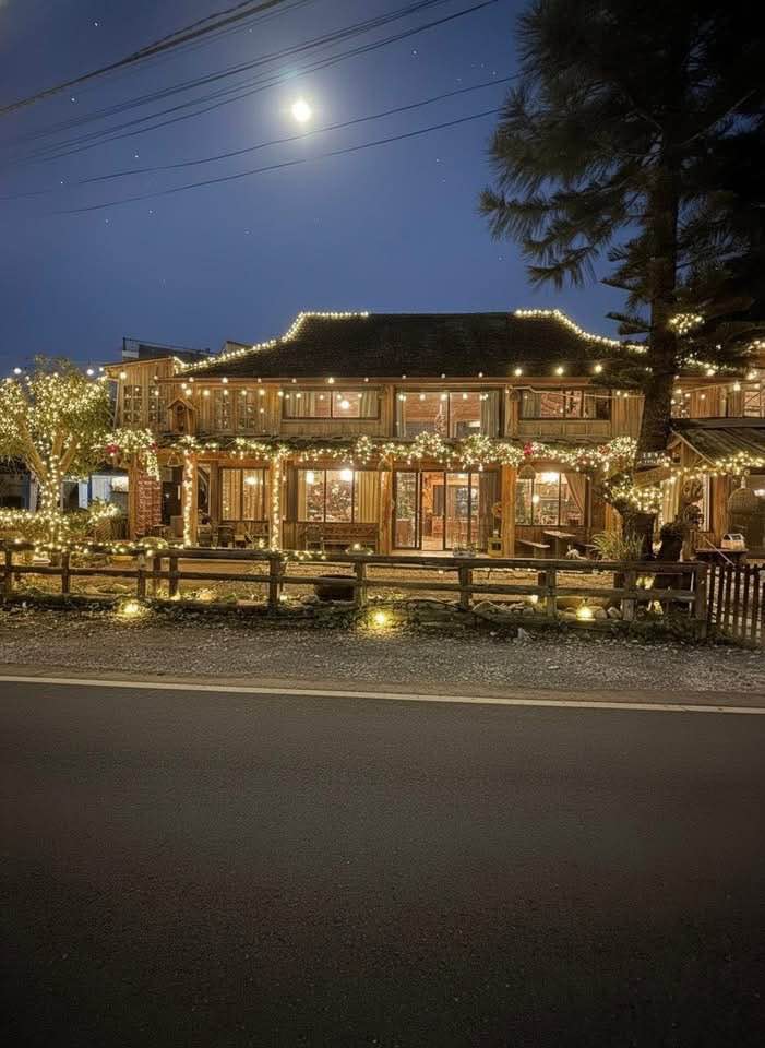 Bán Homestay 306m2 thổ cư mặt đường Tả Van Giáy, Sapa dòng tiền ổn định