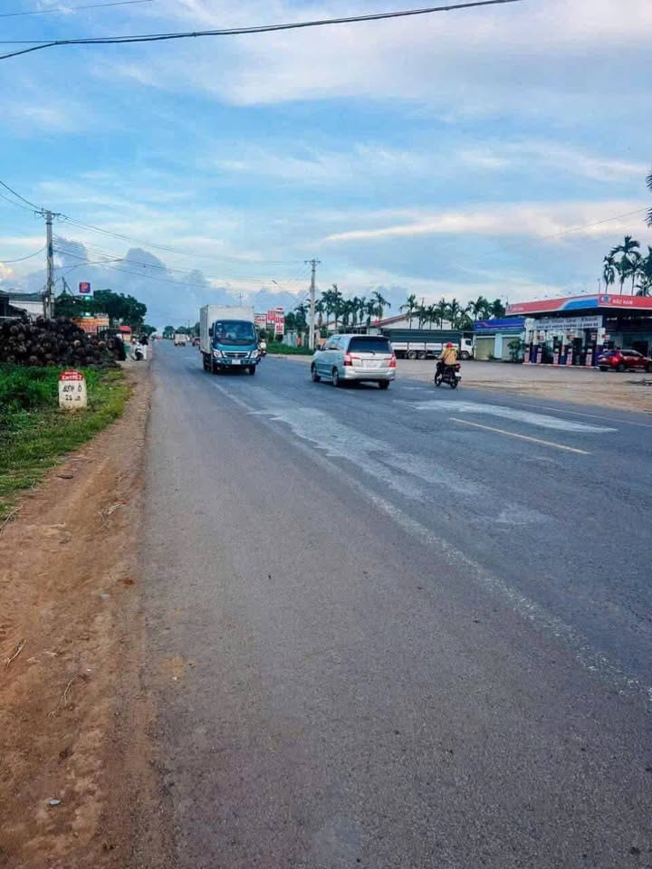 Đất vuông vắn 180m² giáp khu công nghiệp Phú Xuân, Đắk Lắk Giá iu thương