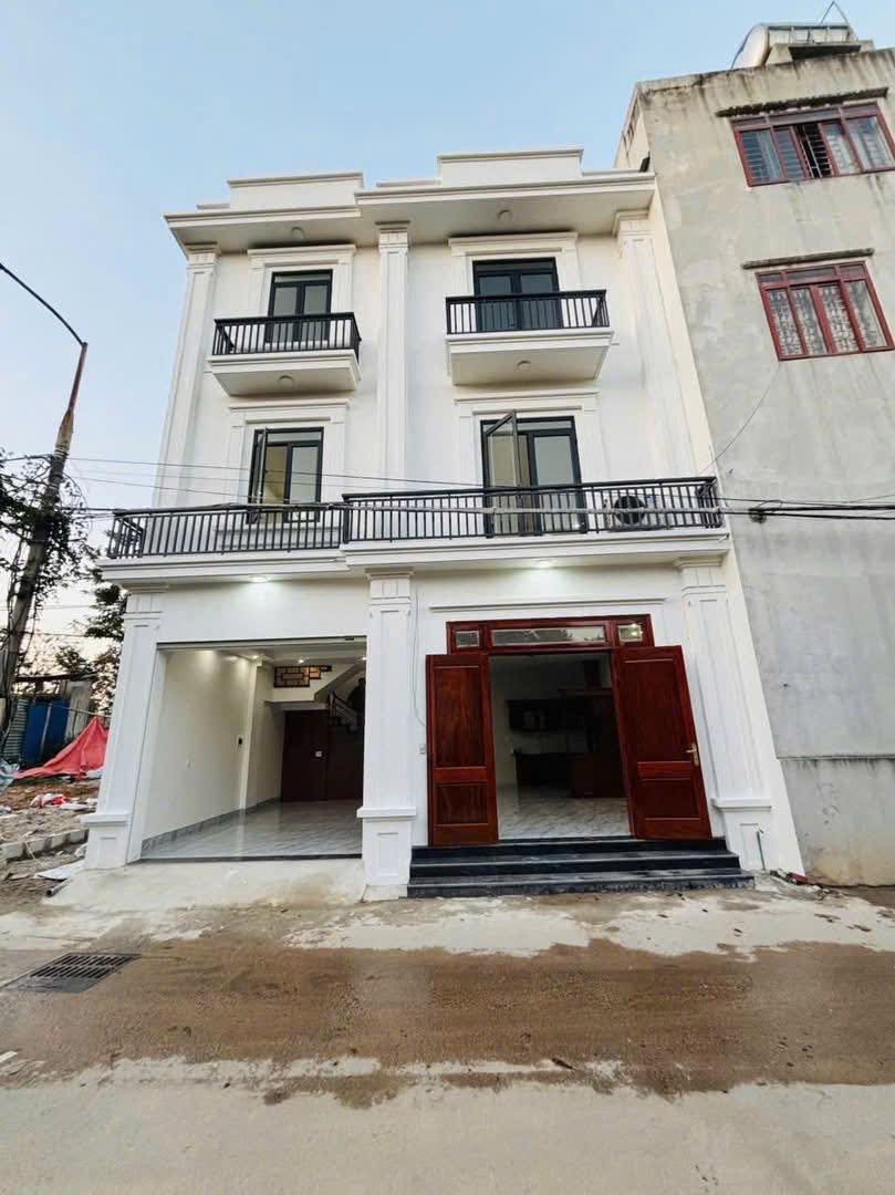 Chào mừng quý vị đến với "biệt phủ" 3 tầng tại Mai Pha, nơi giấc mơ an cư lạc nghiệp của bạn sắp thành hiện thực