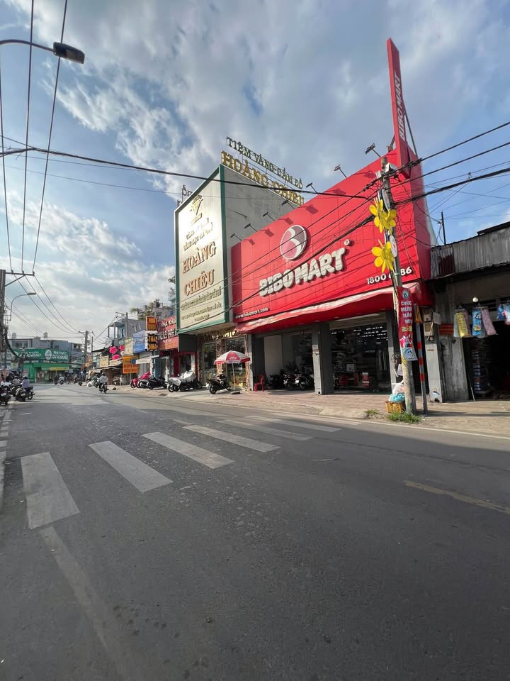 Bán nhà mới xây 4 tầng kiên cố, thiết kế hiện đại, đầy đủ nội thất cao cấp, sẵn sàng dọn vào ở ngay