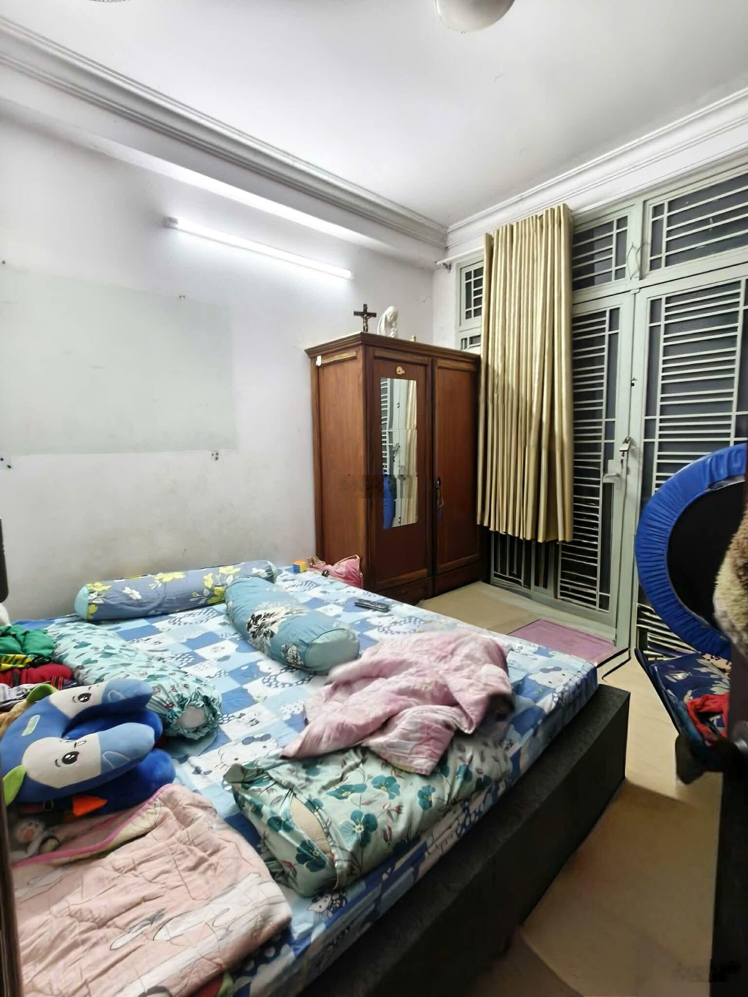 Sát Mặt Tiền - Lê Văn Sỹ - Tân Bình - 30m2 - 3 Tầng - Chỉ 4.5 Tỷ