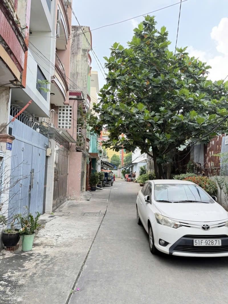 Nhà hẻm 3.5m Lạc Long Quân nối dài Gần Trường Tiểu Học Hưng Việt 129.10.5