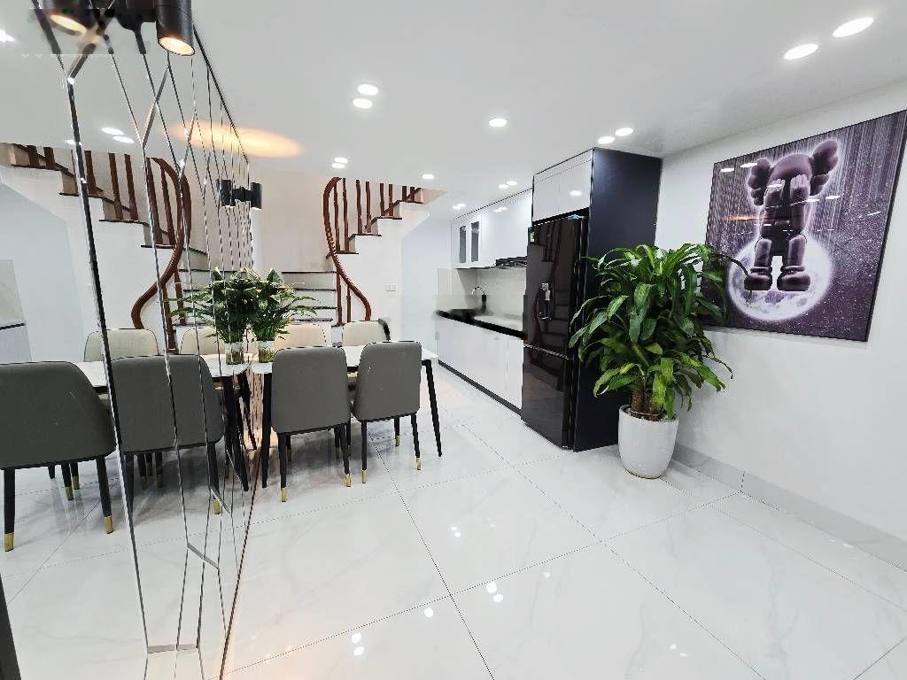 BÁN NHÀ NGÕ 105 LÁNG HẠ - ĐỐNG ĐA - 6 tầng -Sổ đỏ - Giá 5.Xtỷ