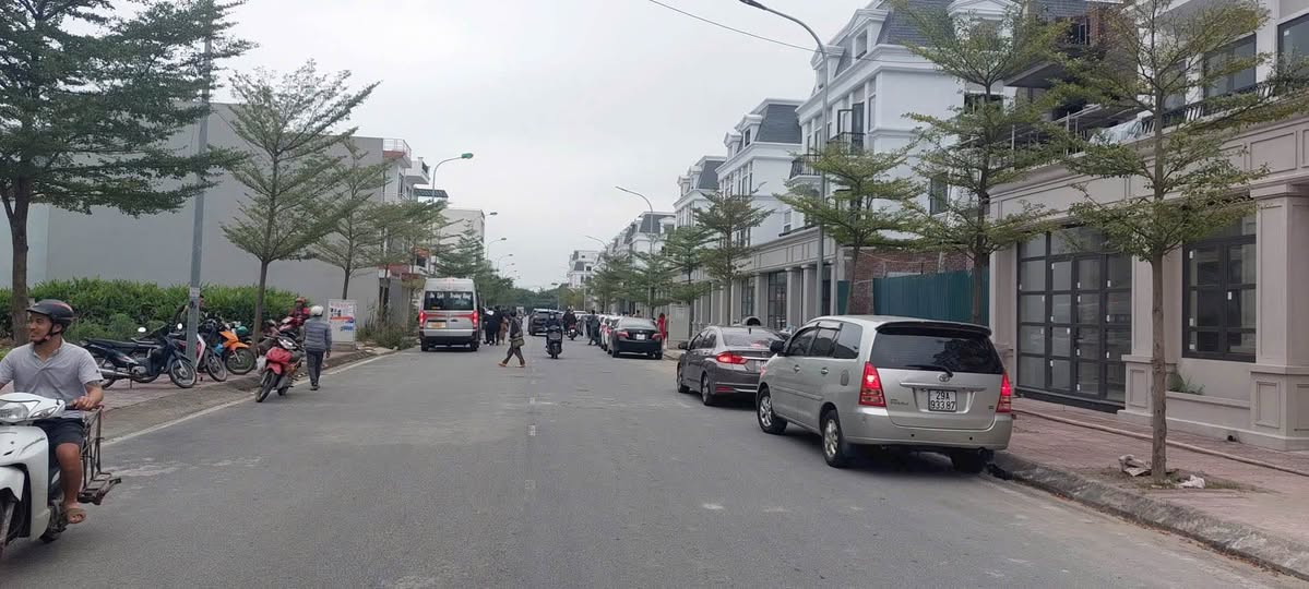 Cơ hội vàng tại khu tái định cư Đông Mỹ lô đất 162m2, mặt tiền 8m, hướng Bắc, đối diện Thái Bình