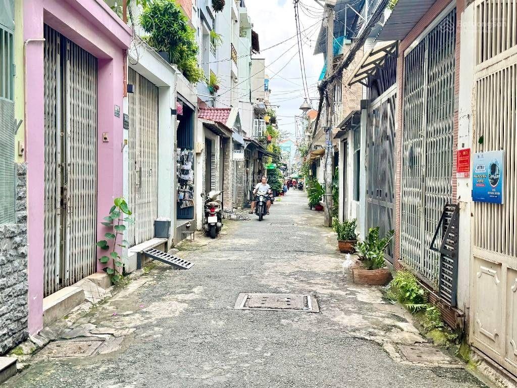 Bán NR 56m2 2 tầng 3PN nhỉnh 5 tỷ