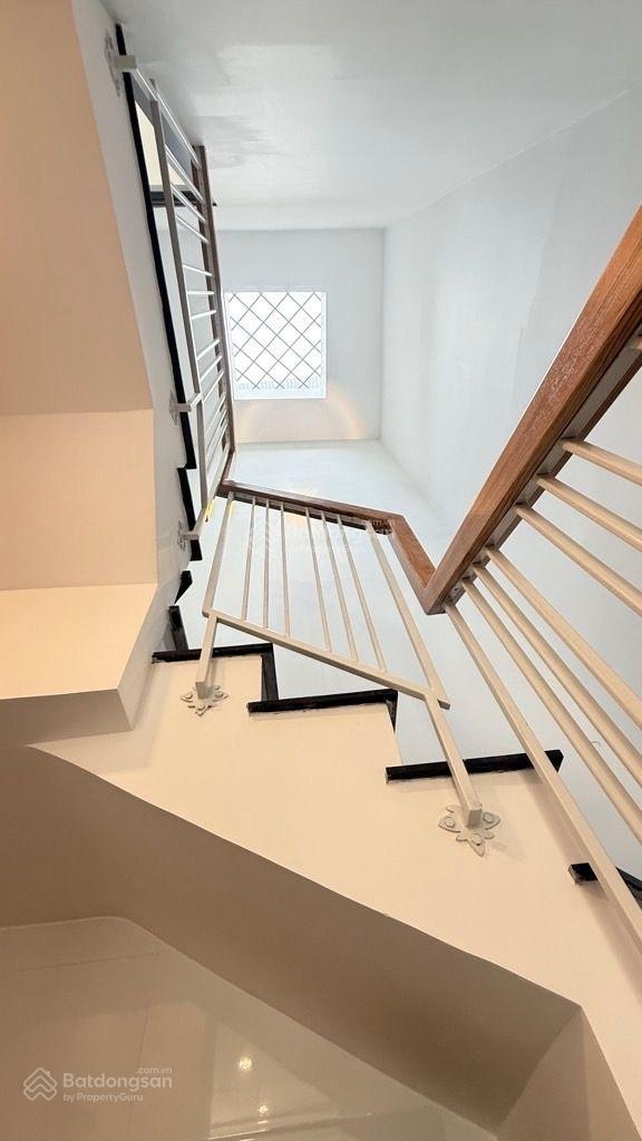 Bán nhà riêng tại Lạc Long Quân, 4,4 tỷ, 25,2 m2, 2PN, 2WC, Tân Bình, HCM