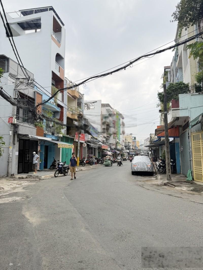 Mặt tiền Lê Thị Bạch Cát, Quận 11 36m2, kinh doanh đỉnh, 5 tỷ hơn