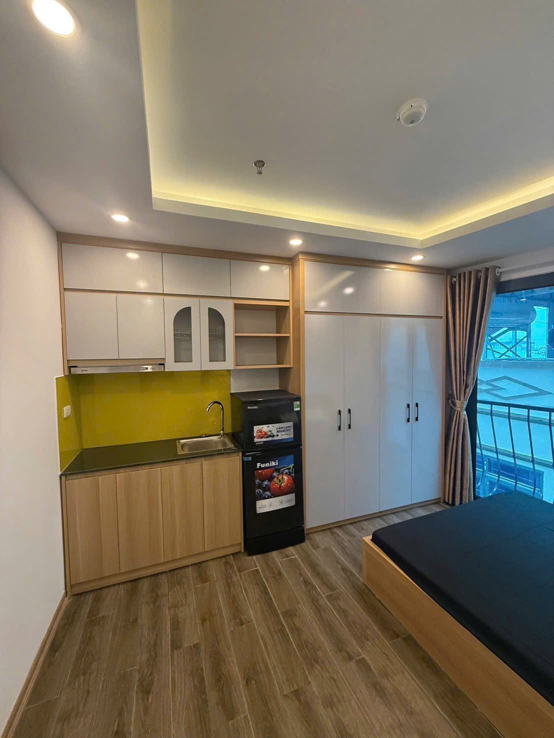 Tòa căn hộ dịch vụ 7 tầng full đồ, 16 phòng khép kín, Xuân Đỉnh, giá 15.2 tỷ