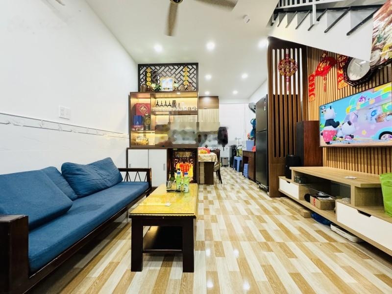 Bán nhà Thiên Phước, P. 15, Quận 11 gần 40m2, sát mặt tiền, chỉ 5 tỷ nhỉnh