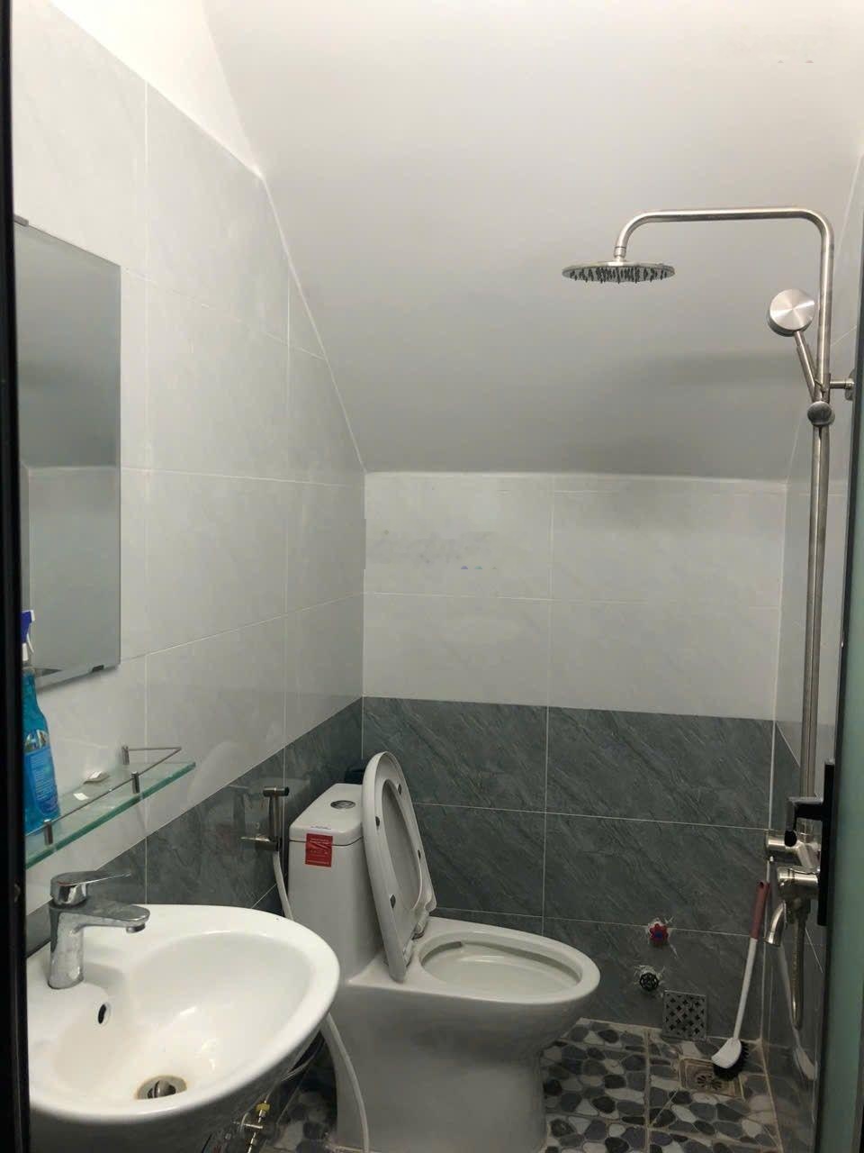 Cho thuê Nhà riêng 2PN, 2WC, giá siêu hời 7 triệu, 100m2 tại Hiệp Thành 35, Q12, HCM