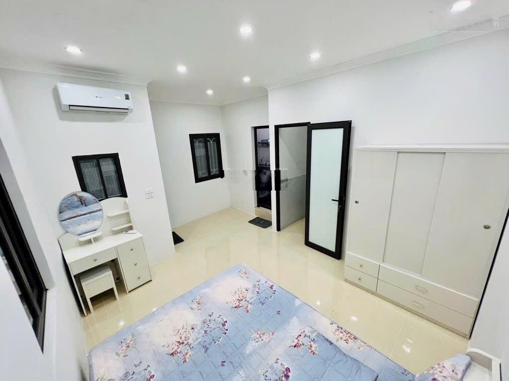 Trung tâm Đống Đa- Lô góc- 4 tầng ở ngay- 3 ngủ- ngõ thông- DTSD 30m2- 5.75 tỷ- Hiếm