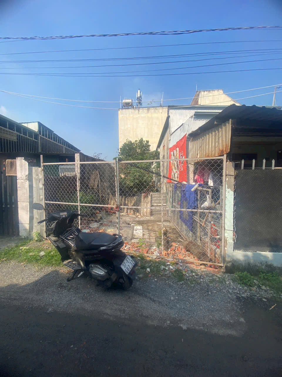 Bán đất Hóc Môn, sổ hồng riêng, xe hơi tới nơi, giá 3.2 tỷ