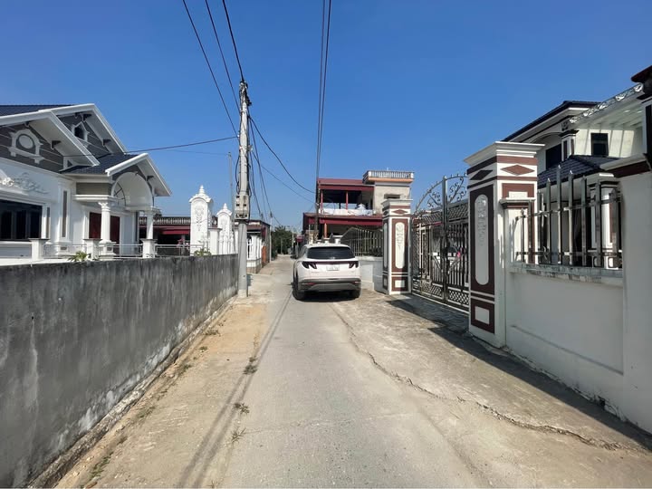 Đất vàng Bình Lục, 3 mặt tiền ô tô tránh, gần khu công nghiệp, tiềm năng sinh lời cao