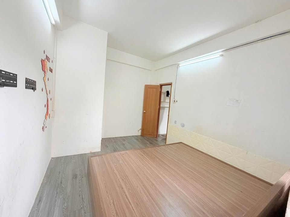 Chào bán căn hộ 301 số 48 Lê Đình Dương, Thanh Khê, ban công view công viên Nguyễn Văn Linh, giá 2.39 tỷ