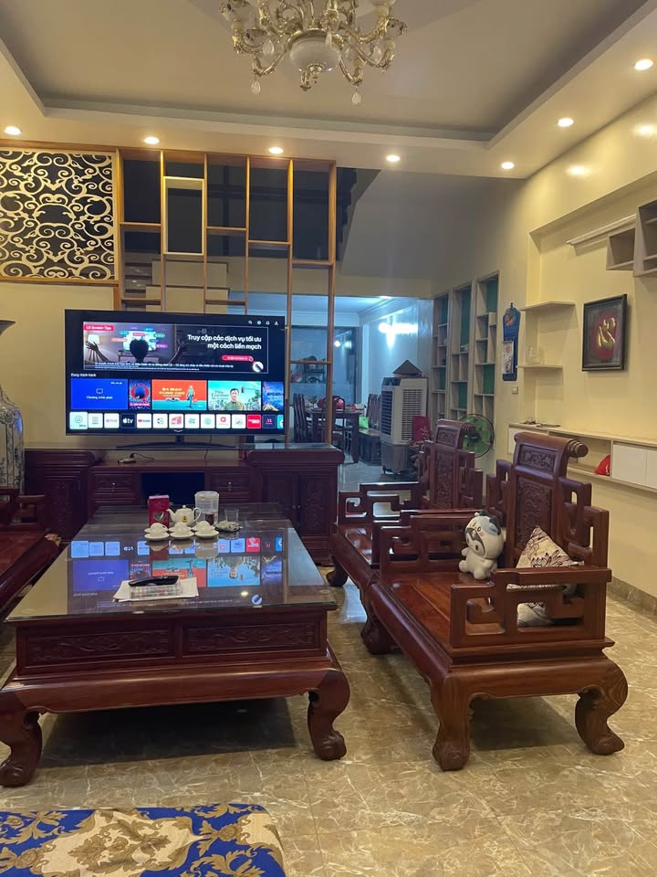 Nhà xinh 3 tầng Hoàng Văn Thụ, gần ngay Đại học Công nghiệp Hà Nam, giá hơn 4 tỷ