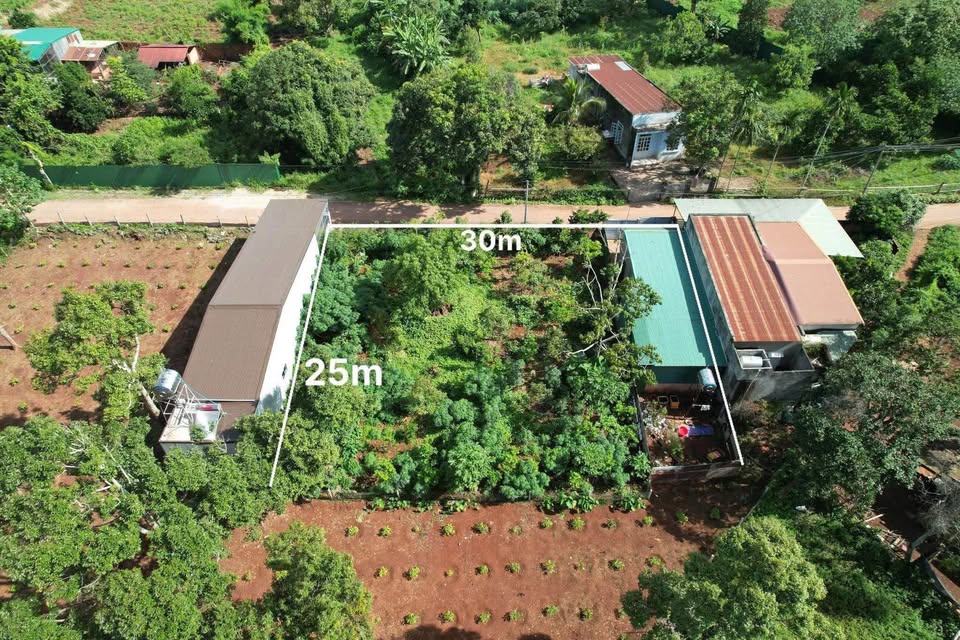 Bán đất vàng 750m² sẵn nhà cấp 4 trung tâm Hà Huy Tập, Đắk Lắk - Giá 4.8 tỷ