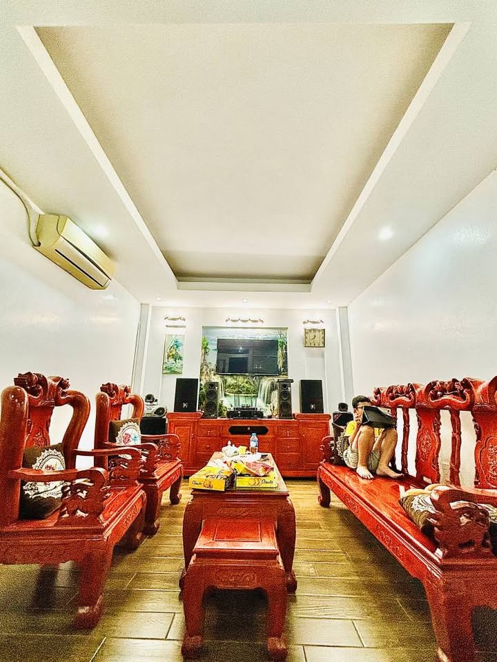 Bán nhà dân xây trung tâm Ba Đình, Hà Nội, 33m2 x 5 tầng, ngõ ba gác, giá 9.3 tỷ