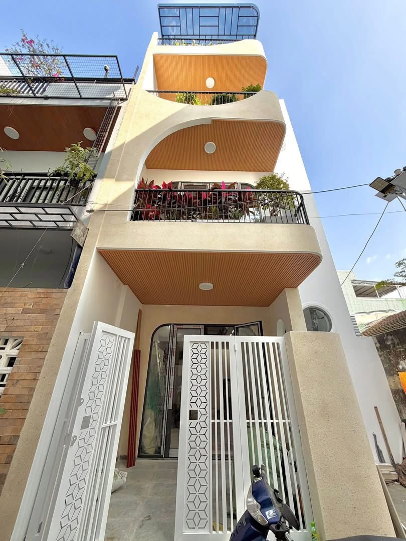 Bán nhà 4 tầng kiệt Dương Thưởng, Hoà Cường Bắc, Hải Châu, giá 6.75 tỷ